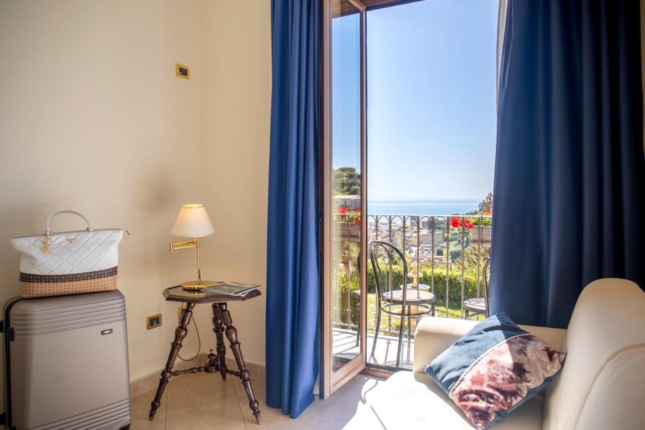 Relais Giuliana Hotel