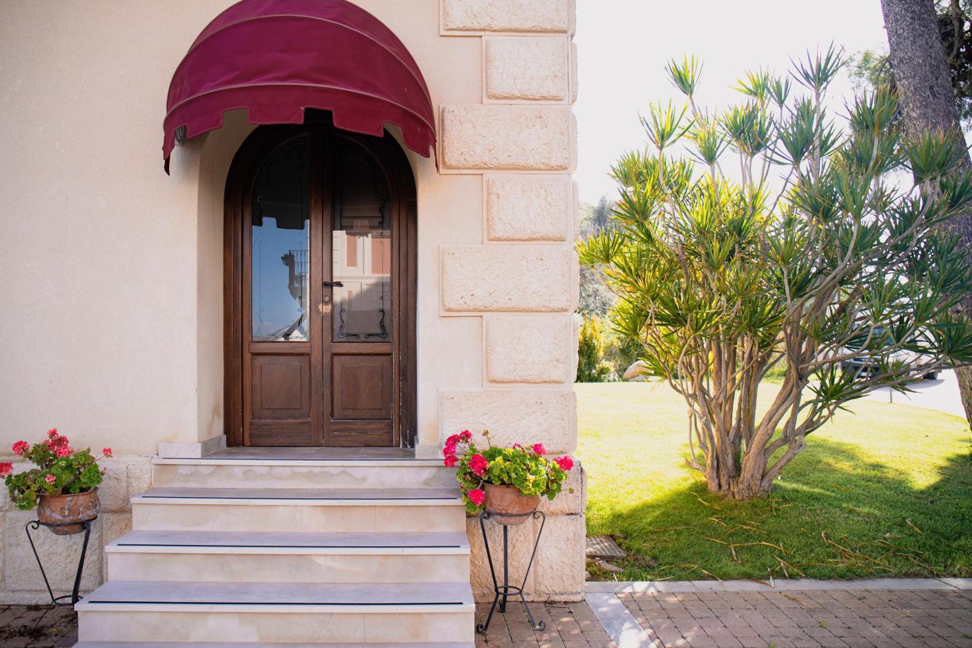 Relais Giuliana Hotel